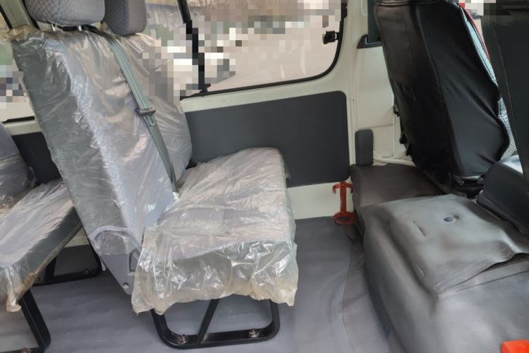 Used Golden Dragon Hiace 2021 1.8L Gasoline Version Logistics Vehicle Long-Wheelbase High-Roof Model GL850 LJ4A18Q6 Interior 4