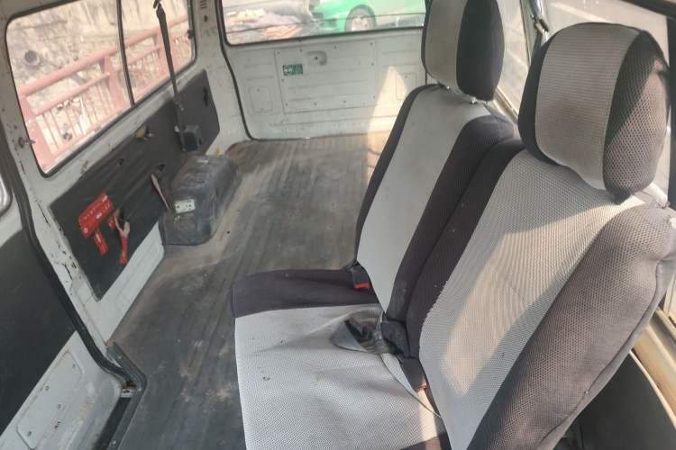 Used Golden Dragon Hiace  Left Rear Seat