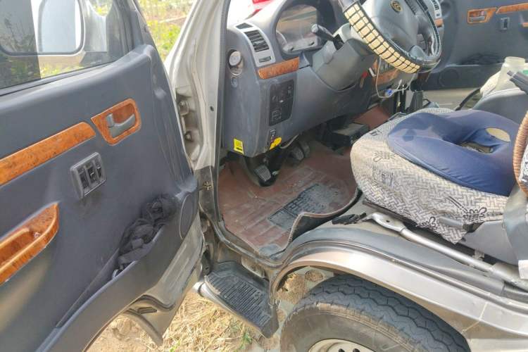 Used Golden Dragon Hiace  Driver Seat