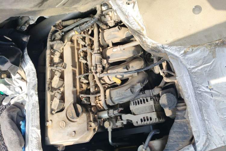Used Golden Dragon Hiace  Engine Bay
