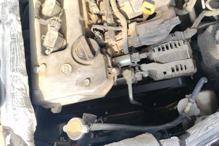 Used Golden Dragon Hiace  Engine Bay Right