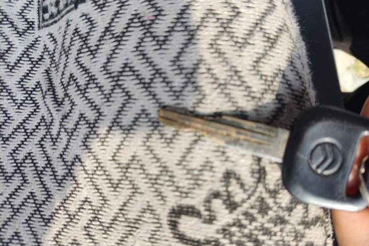 Used Golden Dragon Hiace  Vehicle Key