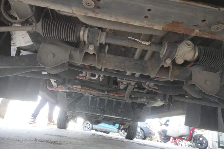 Used Golden Dragon Hiace New Energy 2021 Longyun GLE550 4421 mm long with a 41.86 kWh battery Chassis Front