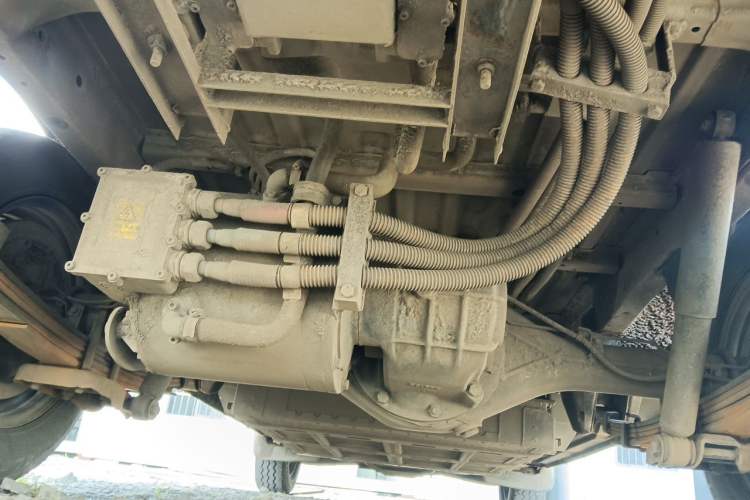 Used Golden Dragon Hiace New Energy 2021 Longyun GLE850 Low-Roof Model 41.86 kWh Chassis Rear