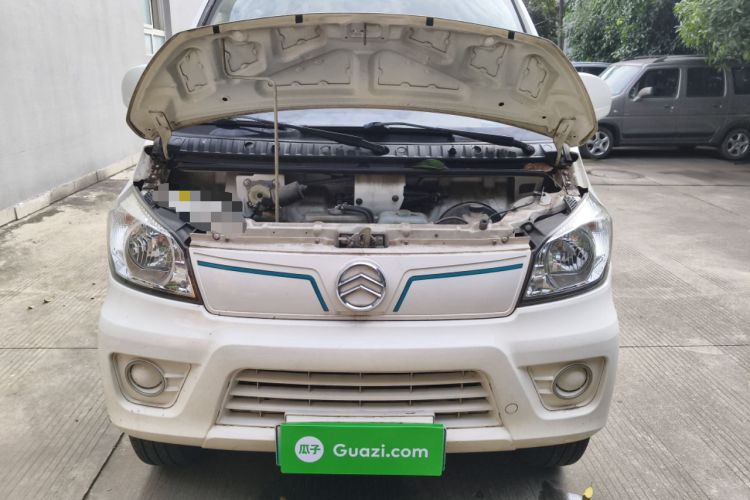 Used Golden Dragon Hiace New Energy 2021 Longyun GLE550 4421 mm long with a 41.86 kWh battery Engine Bay