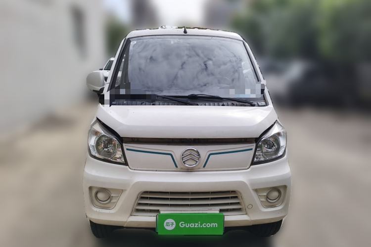 Used Golden Dragon Hiace New Energy 2021 Longyun GLE550 4421 mm long with a 41.86 kWh battery Front