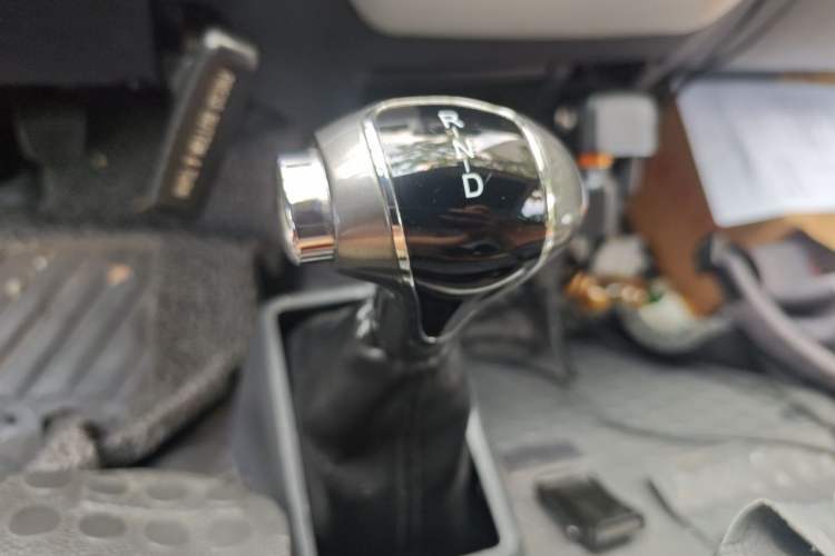 Used Golden Dragon Hiace New Energy 2021 Longyun GLE850 Mid-Roof 50.23 kWh Gear Lever