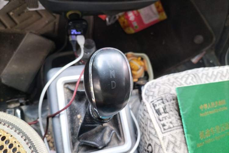 Used Golden Dragon Hiace New Energy 2021 Longyun GLE550 4421 mm long with a 41.86 kWh battery Gear Lever