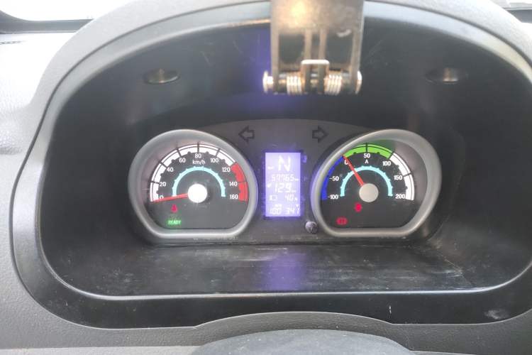 Used Golden Dragon Hiace New Energy 2021 Longyun GLE550 4421 mm long with a 41.86 kWh battery Instrument Cluster