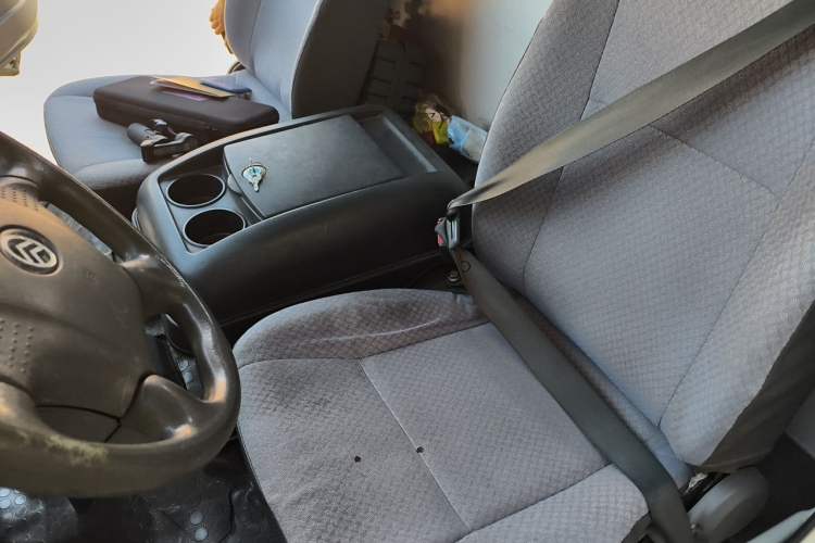 Used Golden Dragon Hiace New Energy 2021 Longyun GLE850 High-Roof Model 50.23 kWh Left Front Seat