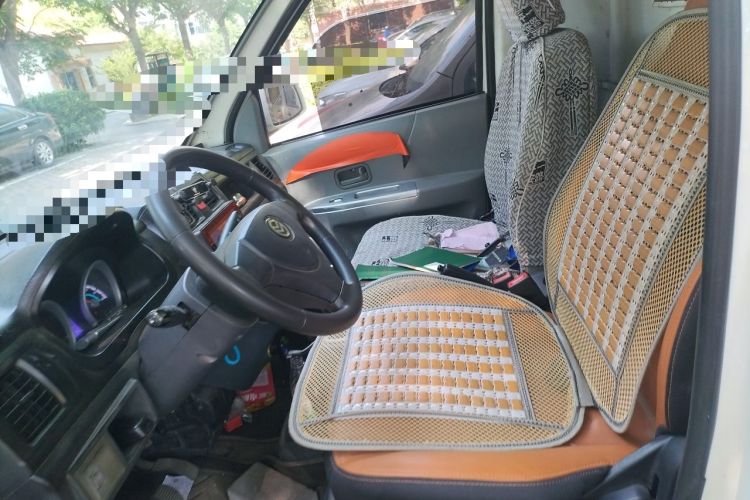 Used Golden Dragon Hiace New Energy 2021 Longyun GLE550 4421 mm long with a 41.86 kWh battery Left Front Seat