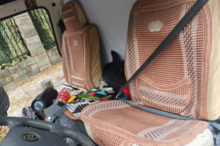 Used Golden Dragon Hiace New Energy 2021 Longyun GLE850 Mid-Roof 50.23 kWh Left Rear Seat