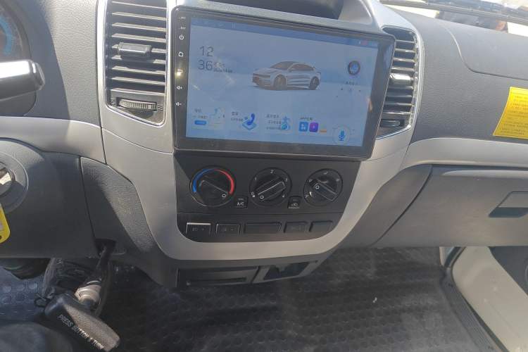 Used Golden Dragon Hiace New Energy 2023 Longyun GLE850 50.38 kWh Audio And AC Panel