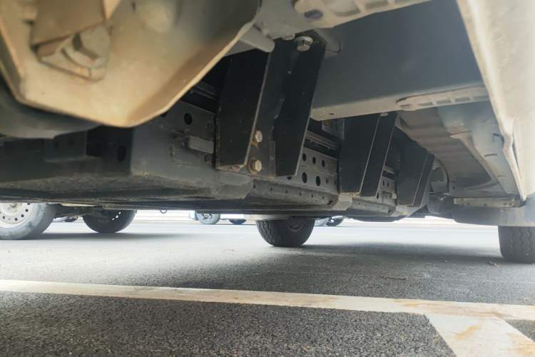 Used Golden Dragon Hiace New Energy 2023 Longyun GLE850 50.38 kWh Chassis Rear Right
