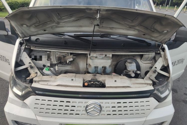 Used Golden Dragon Hiace New Energy 2023 Longyun GLE570 41.86 kWh Engine Bay