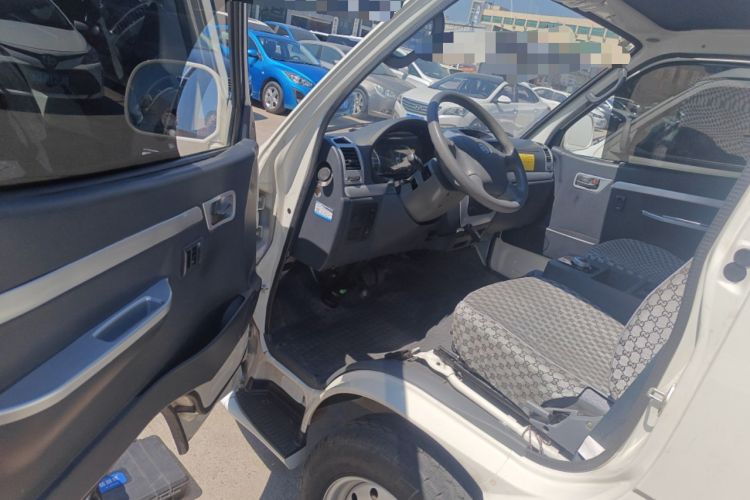 Used Golden Dragon Hiace New Energy 2023 Longyun GLE850 50.38 kWh Interior 3