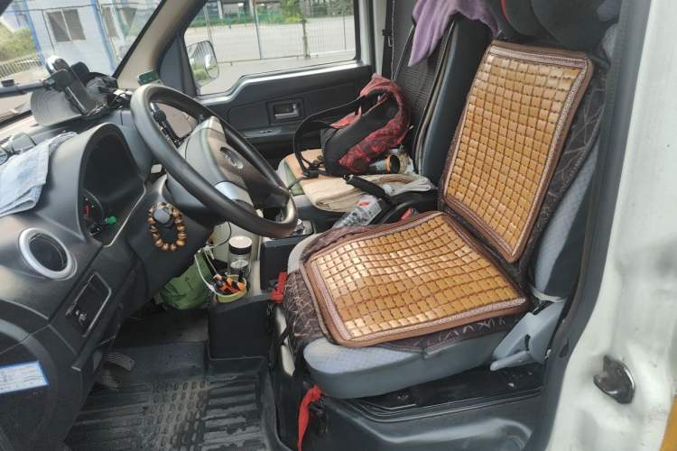 Used Golden Dragon Hiace New Energy 2023 Longyun GLE570 41.86 kWh Left Front Seat