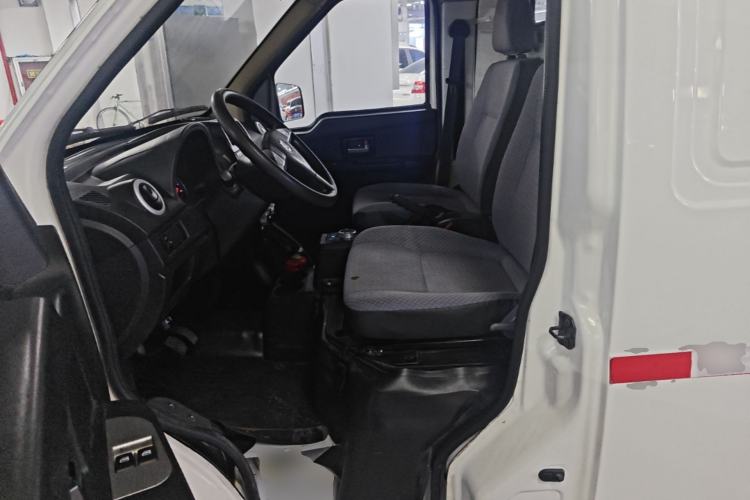 Used Golden Dragon Hiace New Energy 2023 Longyun GLE570 41.86 kWh Left Front Seat