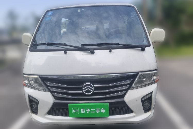 Used Golden Dragon New Era Hiace 2019 2.0L Gasoline Version Low-Roof XC4G20 Front