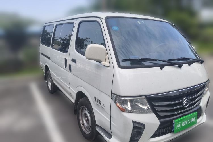 Used Golden Dragon New Era Hiace 2019 2.0L Gasoline Version Low-Roof XC4G20 Front Right 45 Deg