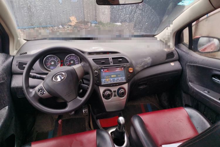 Used Great Wall C20R 2011 1.5L Manual Urban Version Center Console
