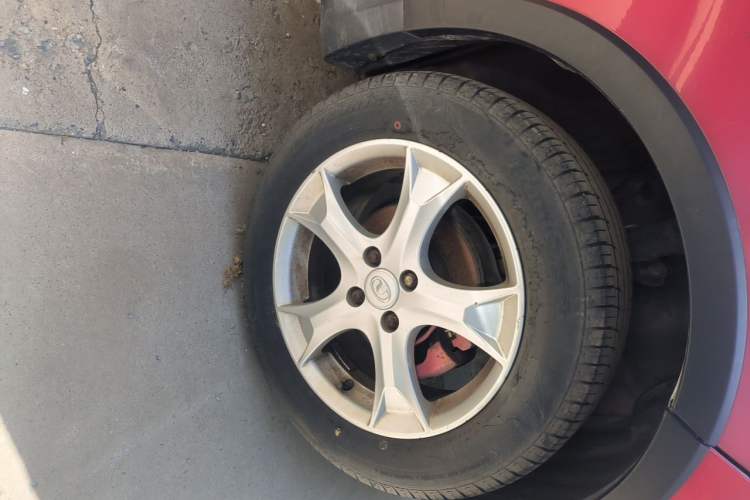 Used Great Wall C20R 2011 1.5L Manual Urban Version Right Front Wheel Hub