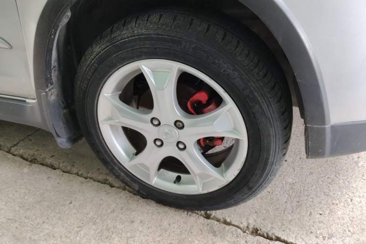Used Great Wall C20R 2011 1.5L Manual Urban Version Right Front Wheel Hub