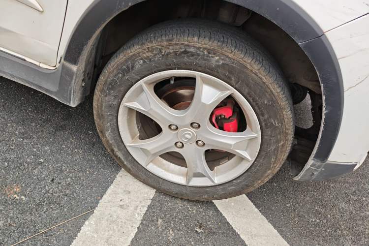 Used Great Wall C20R 2011 1.5L Manual Urban Version Right Front Wheel Hub