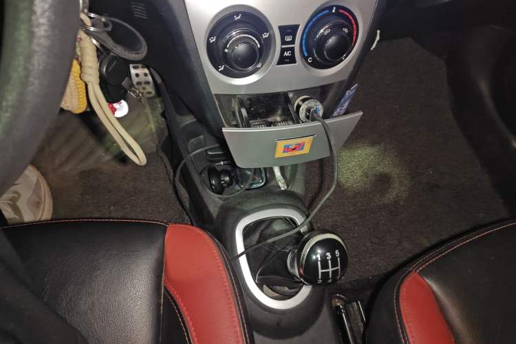 Used Great Wall C20R 2013 1.5L Manual Urban Model Gear Lever