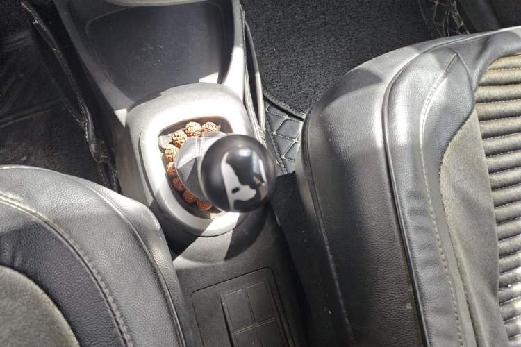 Used Great Wall C20R 2013 1.5L Manual Urban Model Gear Lever