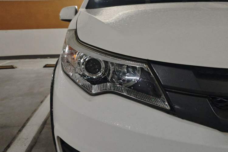 Used Great Wall C20R 2013 1.5L Manual Urban Model Right Front Headlight