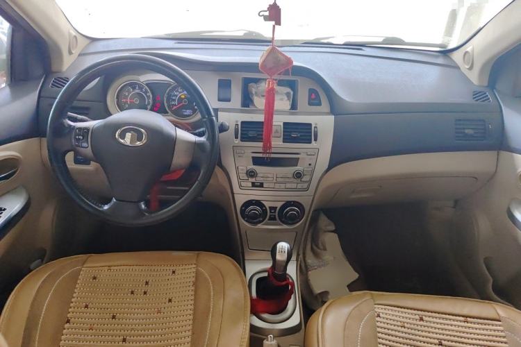 Used Great Wall C30 2010 1.5L Manual Luxury Edition Center Console