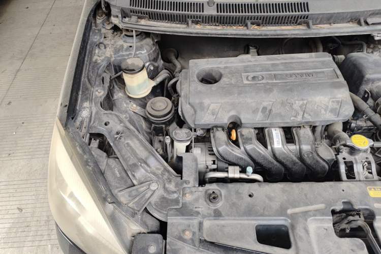 Used Great Wall C30 2010 1.5L Manual Luxury Edition Engine Bay Right