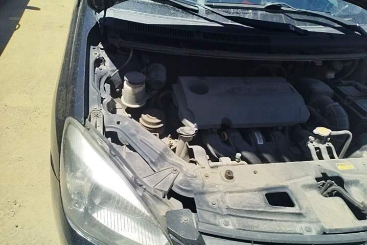 Used Great Wall C30 2010 1.5L Manual Standard Edition Engine Bay Right