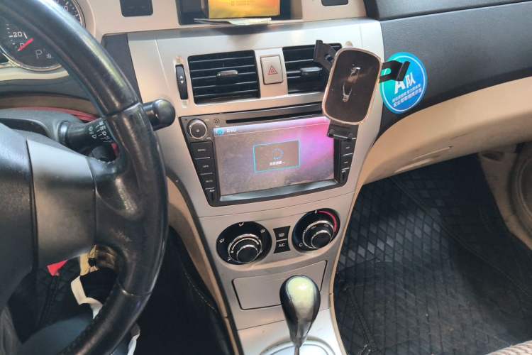 Used Great Wall C30 2010 1.5L CVT Luxury Version Audio And AC Panel