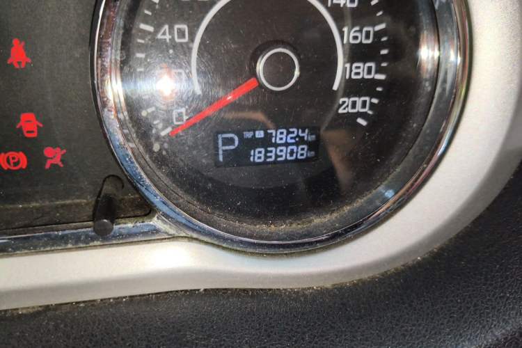 Used Great Wall C30 2010 1.5L CVT Luxury Version Odometer Close Up
