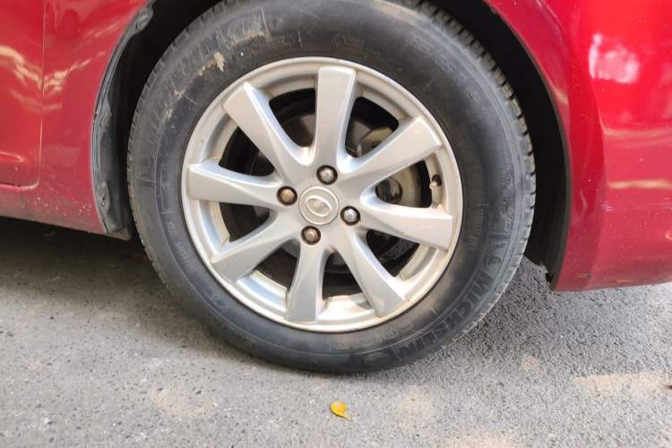 Used Great Wall C30 2010 1.5L CVT Luxury Version Right Front Wheel Hub
