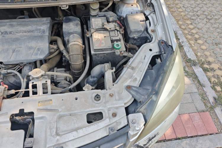 Used Great Wall C30 2010 1.5L Manual Luxury Edition Engine Bay Left