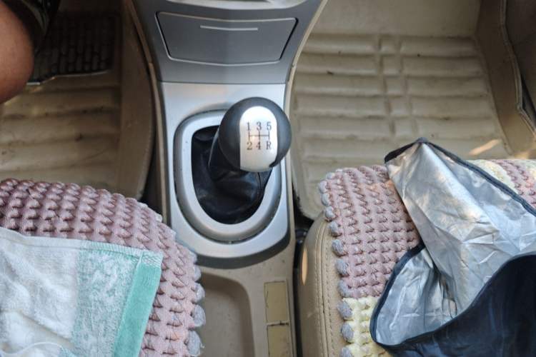 Used Great Wall C30 2010 1.5L Manual Luxury Edition Gear Lever