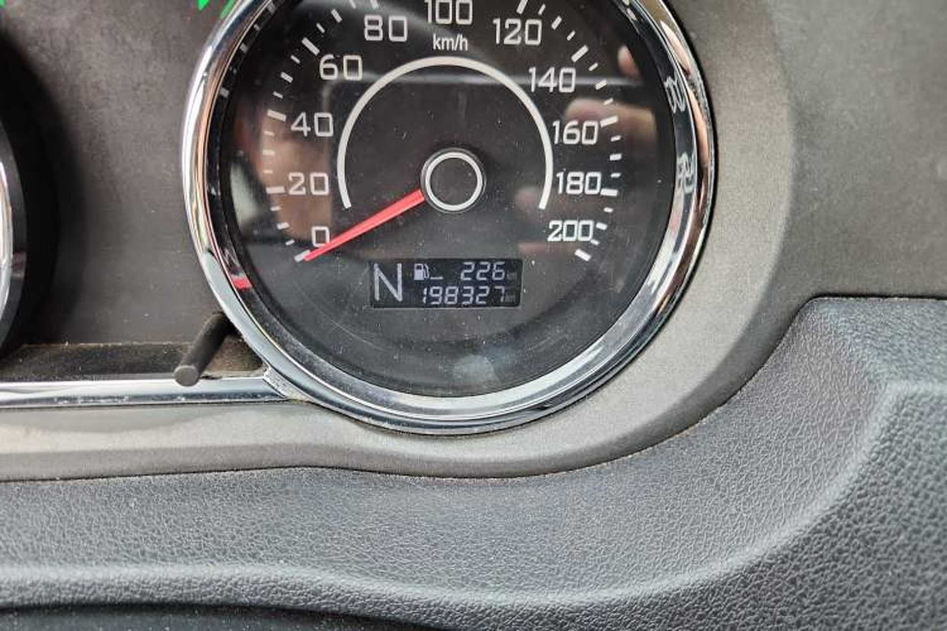 Used Great Wall C30 2010 1.5L CVT Comfort Edition Odometer Close Up
