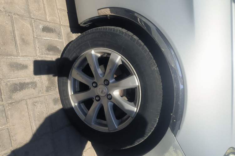 Used Great Wall C30 2010 1.5L Manual Luxury Edition Right Front Wheel Hub