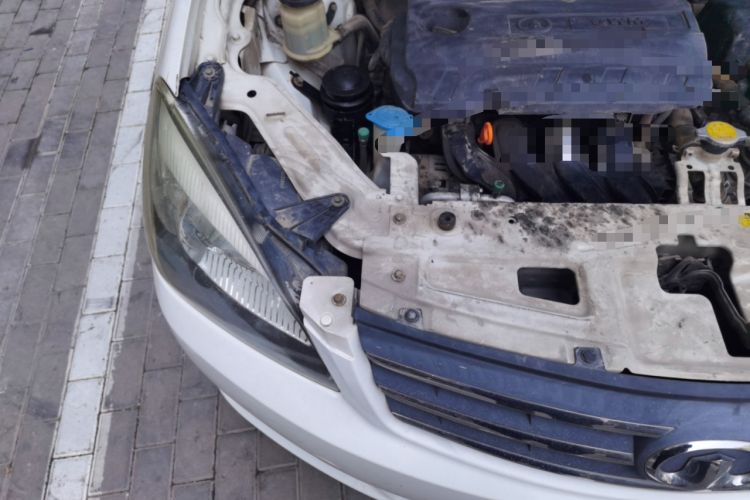 Used Great Wall C30 2010 1.5L Manual Elite Edition Engine Bay Right