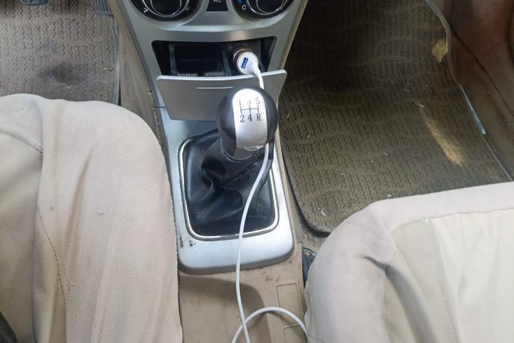 Used Great Wall C30 2010 1.5L Manual Comfort Edition Gear Lever