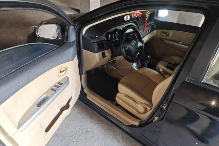 Used Great Wall C30 2012 1.5L Manual Luxury Version Driver Seat