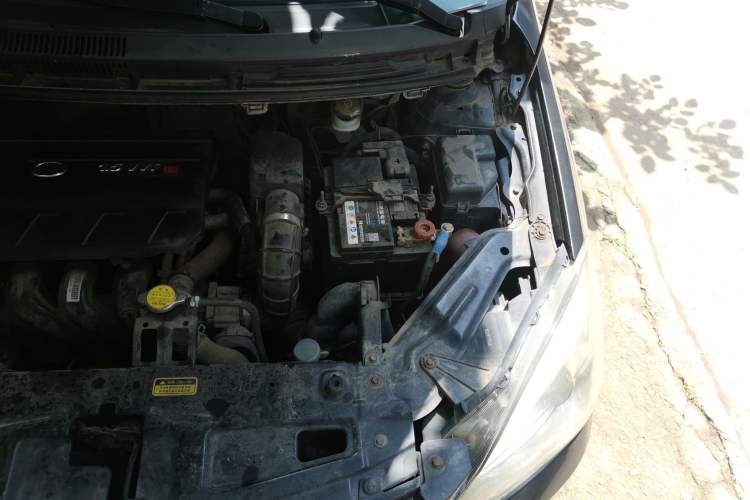 Used Great Wall C30 2012 1.5L Manual Luxury Version Engine Bay Left