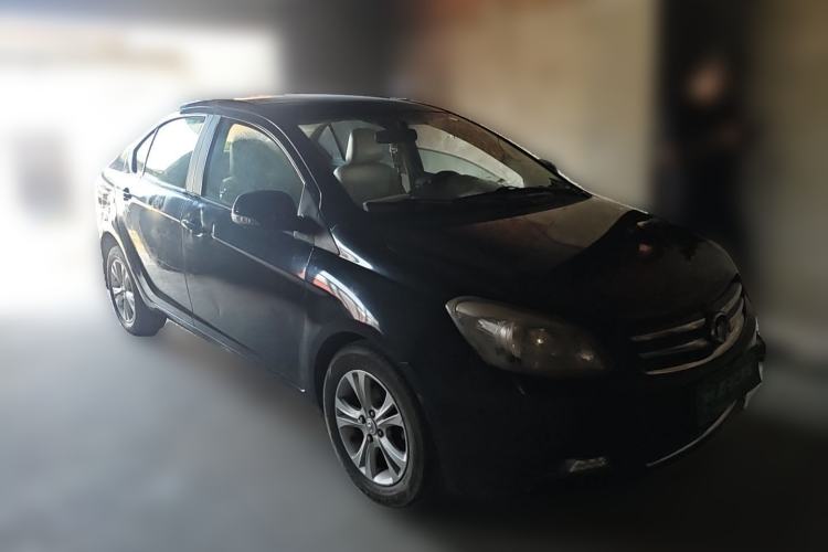 Used Great Wall C30 2012 1.5L Manual Luxury Version Front Right 45 Deg