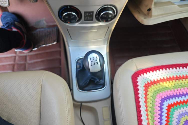 Used Great Wall C30 2012 1.5L Manual Luxury Version Gear Lever