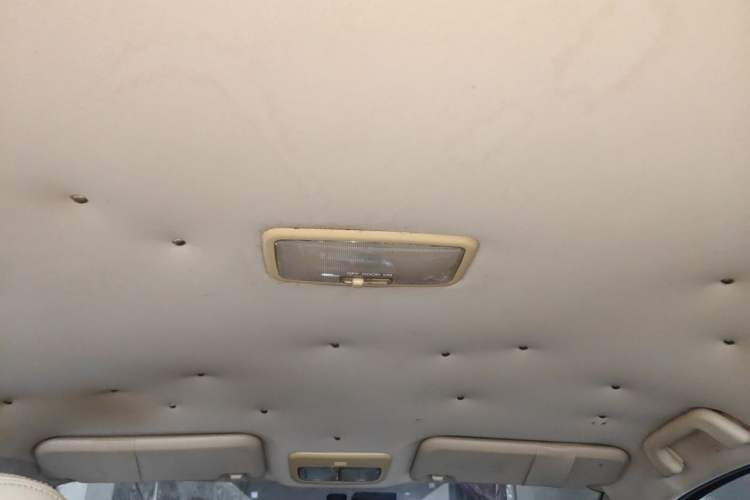 Used Great Wall C30 2012 1.5L Manual Luxury Version Headliner
