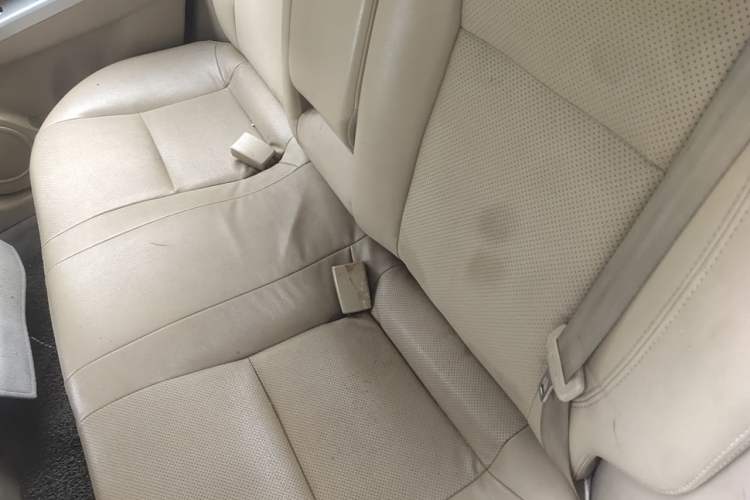 Used Great Wall C30 2012 1.5L CVT Luxury Edition Left Rear Seat