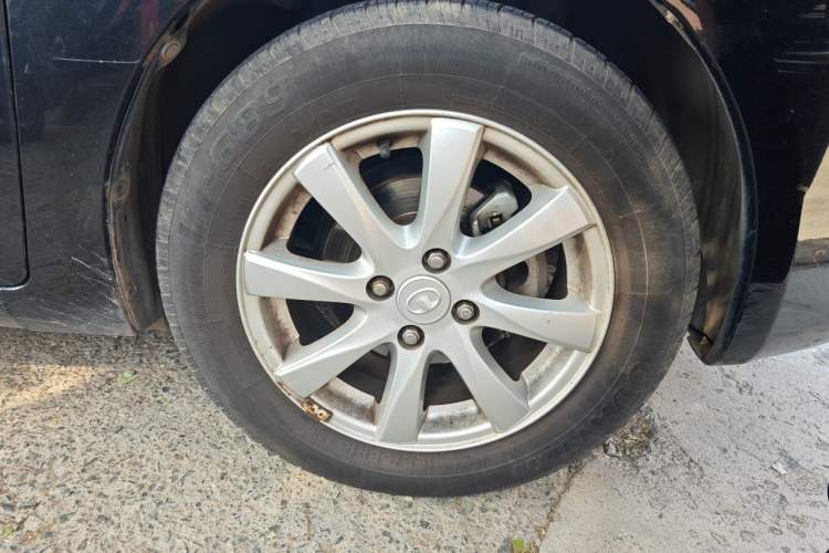 Used Great Wall C30 2012 1.5L Manual Luxury Version Right Front Wheel Hub